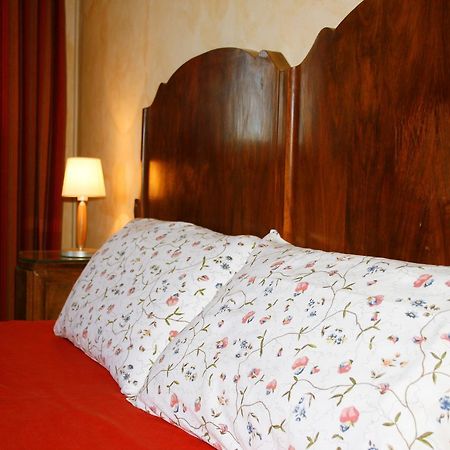 Agriturismo Corte Ponte Dei Tedeschi Konuk evi Ostiglia Oda fotoğraf